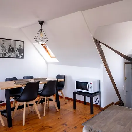 Grand Spacieux Sur Les Toits De Апартаменты *