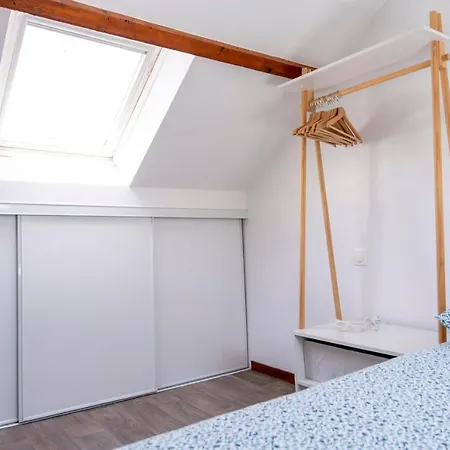 Grand Spacieux Sur Les Toits De Apartment