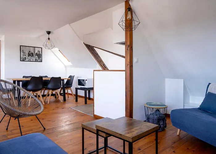 Apartment Grand Spacieux Sur Les Toits De Bayeux